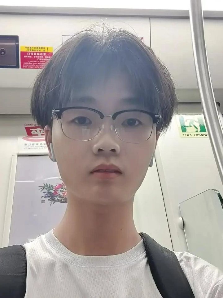 邓伟